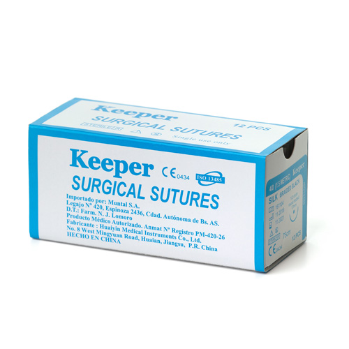 Agujas para sutura enhebradas con seda 75 cm. Caja x 12 u. Keeper